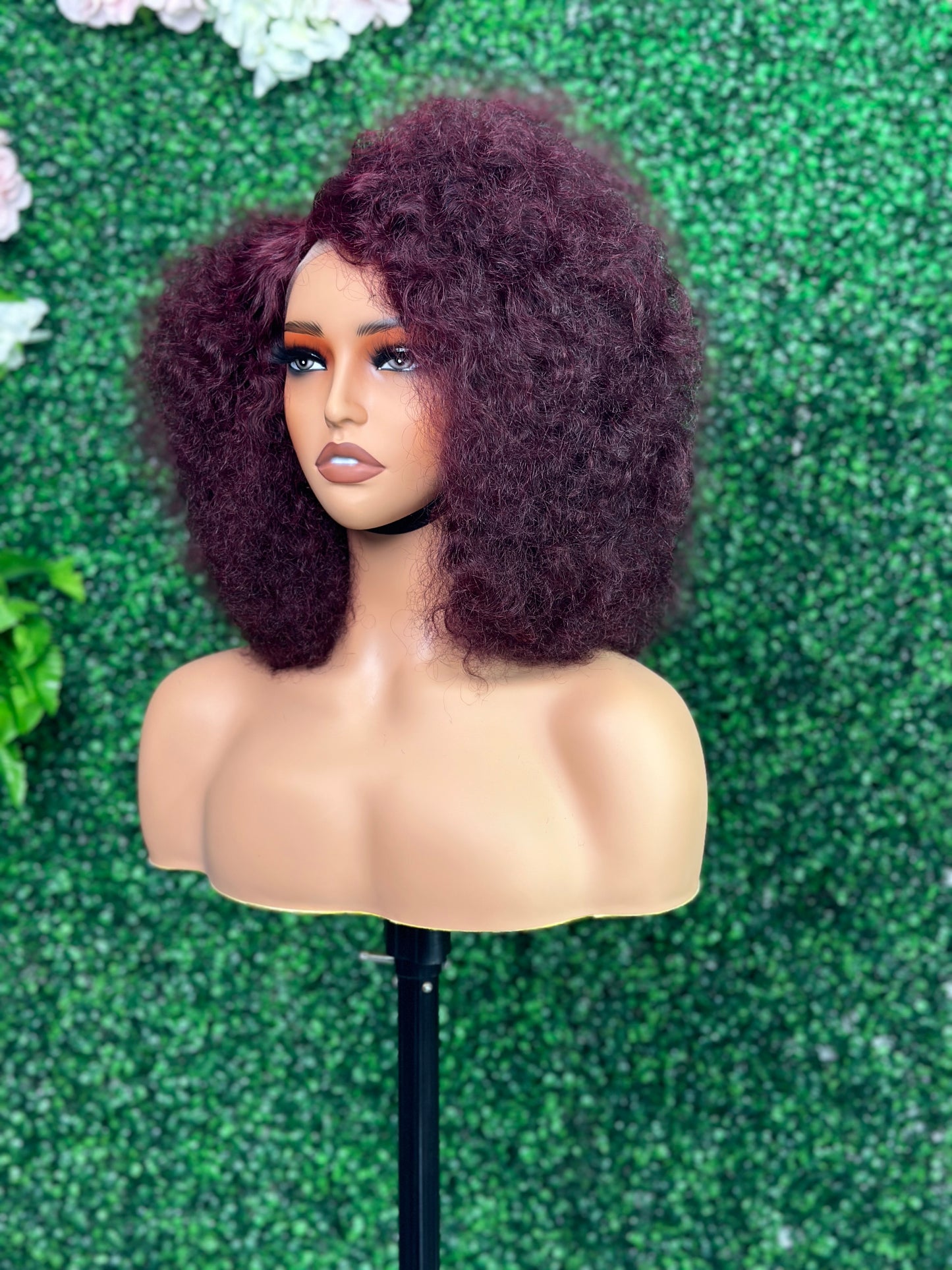 SendeHair Wholesale 180% Density Afro Curl Hair Human Lace Front Raw Virgin Brazilian Unprocessed Cuticle Aligned Lace Human Hair Wig