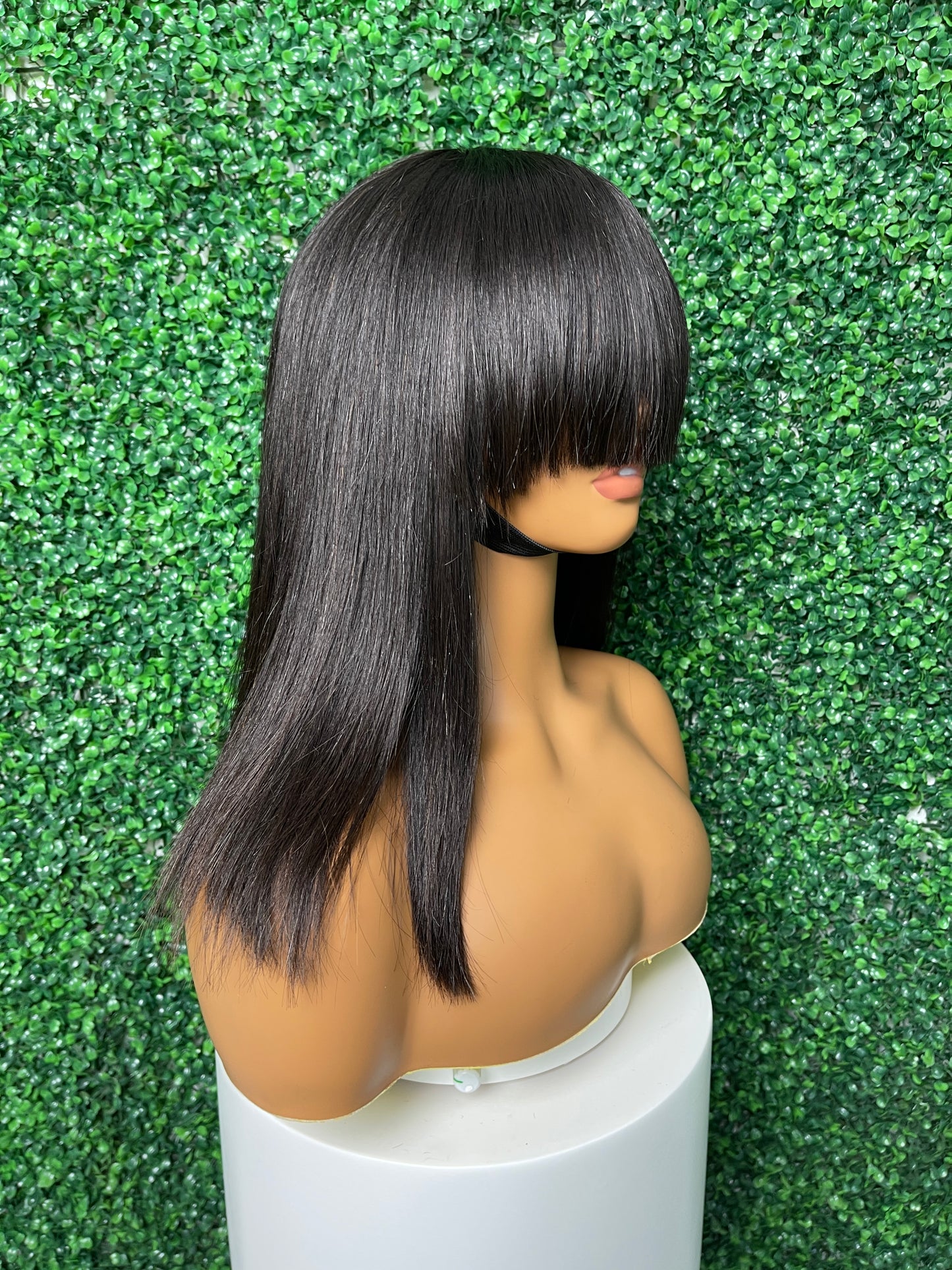 SendeHair Machine Made 14 inches SendeHair Super Soft Straight Natural Color Wigs Human Hair with Bang Fringe Wigs for Black Women