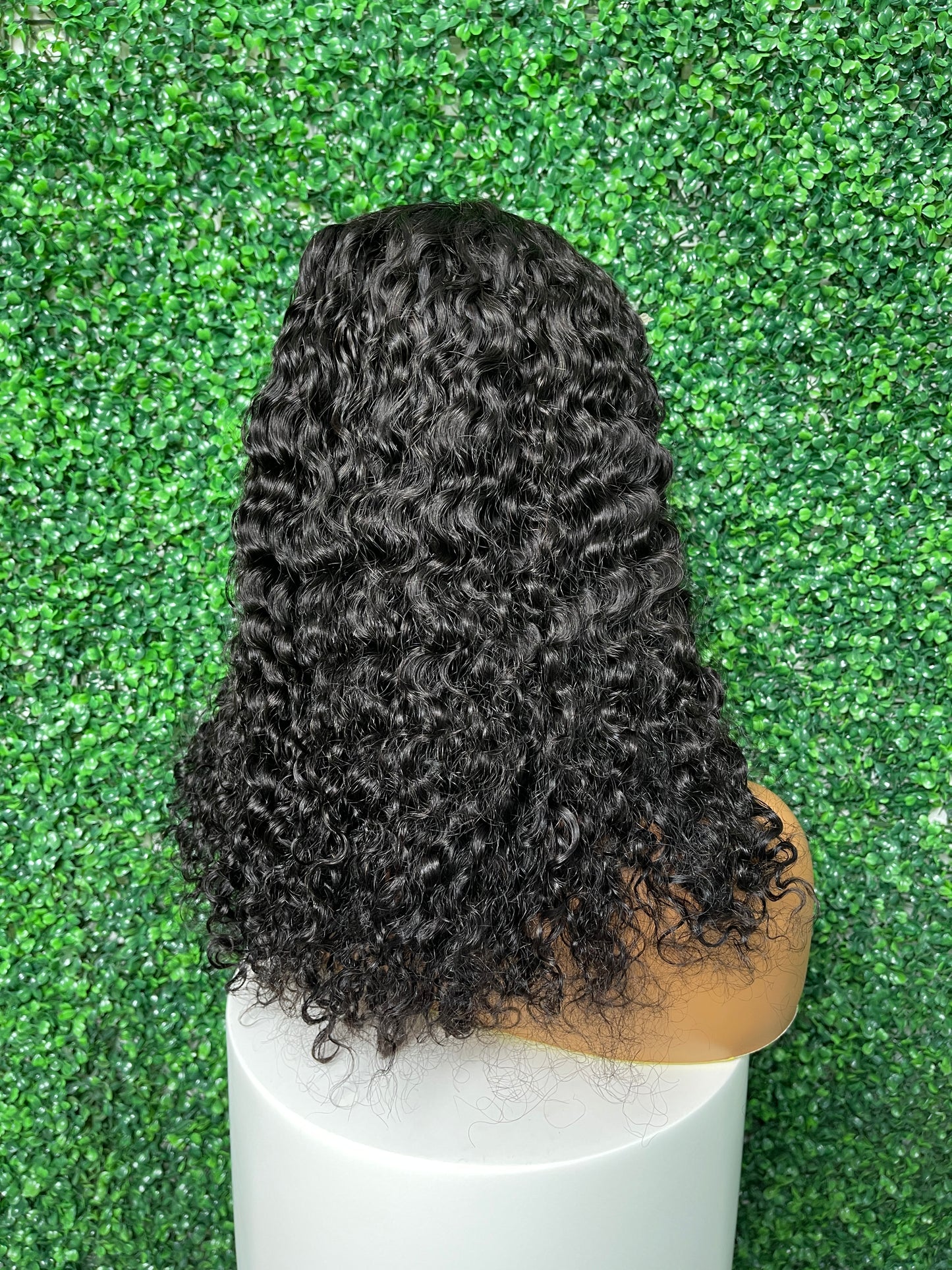 SendeHair Lace Front Wig Water Wave Wholesale Virgin Human Hair Lace Frontal Wigs For Black Women