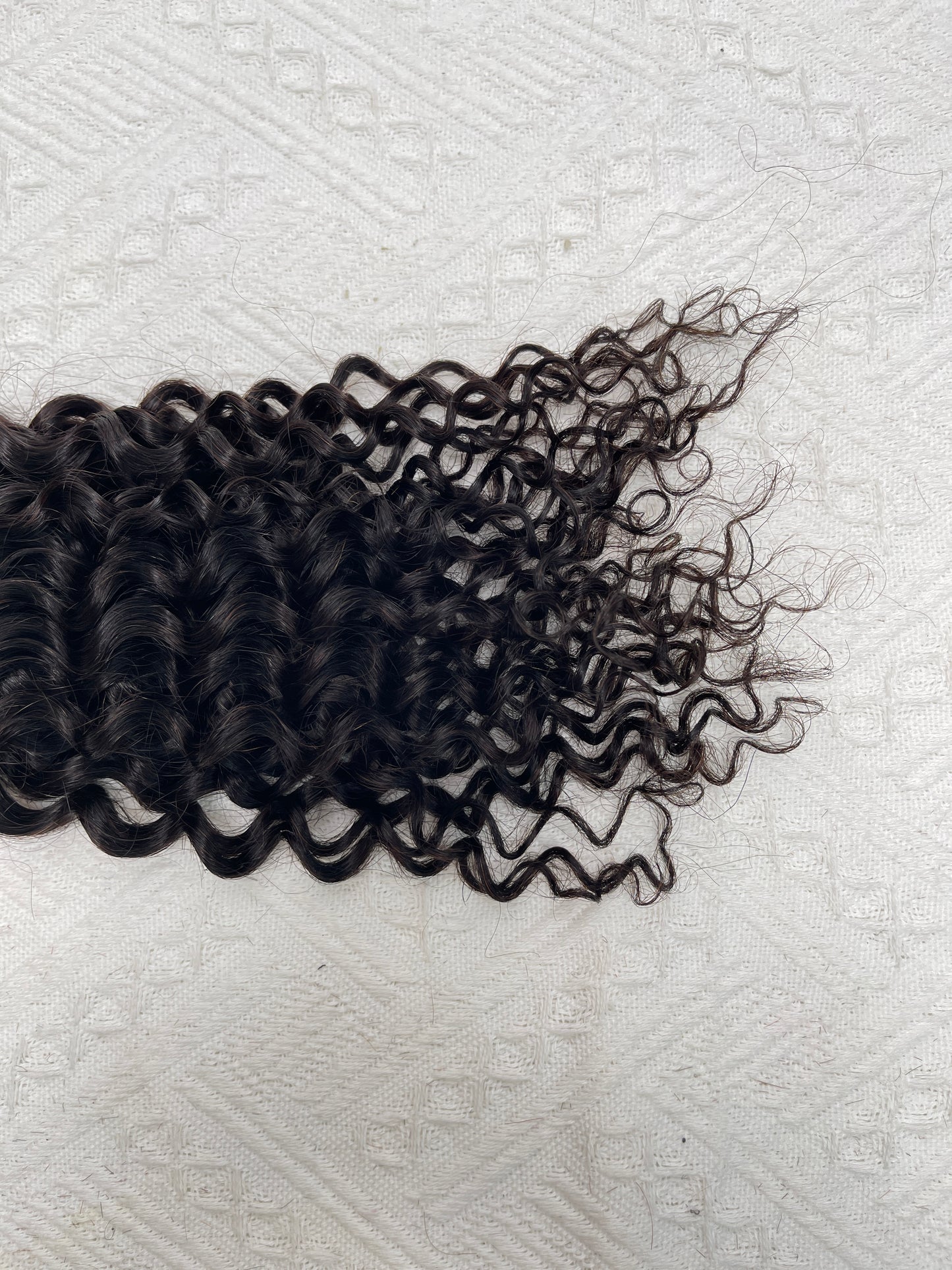 SendeHair Human Hair Extension Curly 8A/9A 100% Human Hair Bundles Raw Virgin Hairs For Black Women