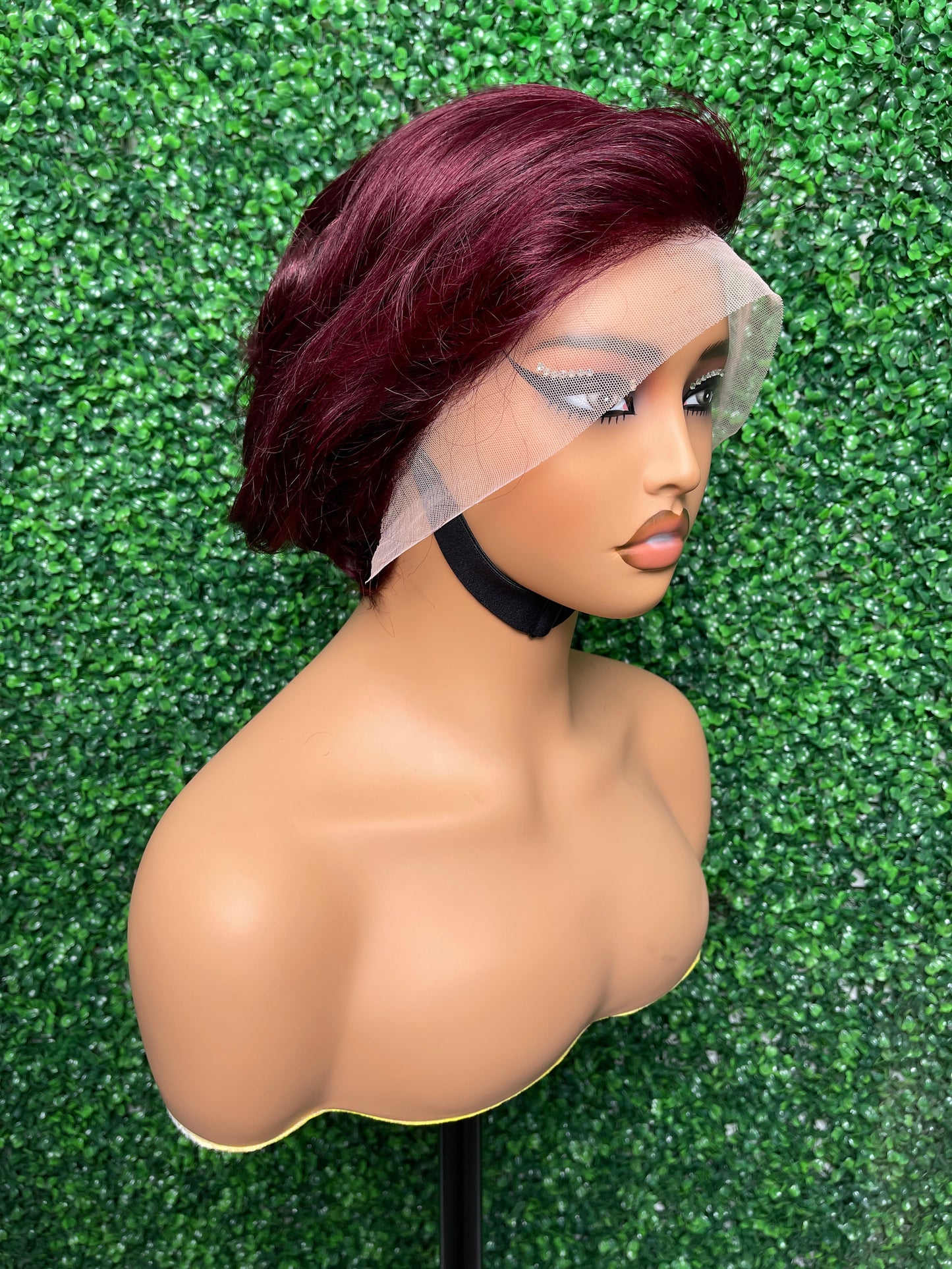 SendeHair Human Hair Vendor HD Transparent 13x4/13x1 T Lace Front Wigs for Black Women Raw Indian Hair