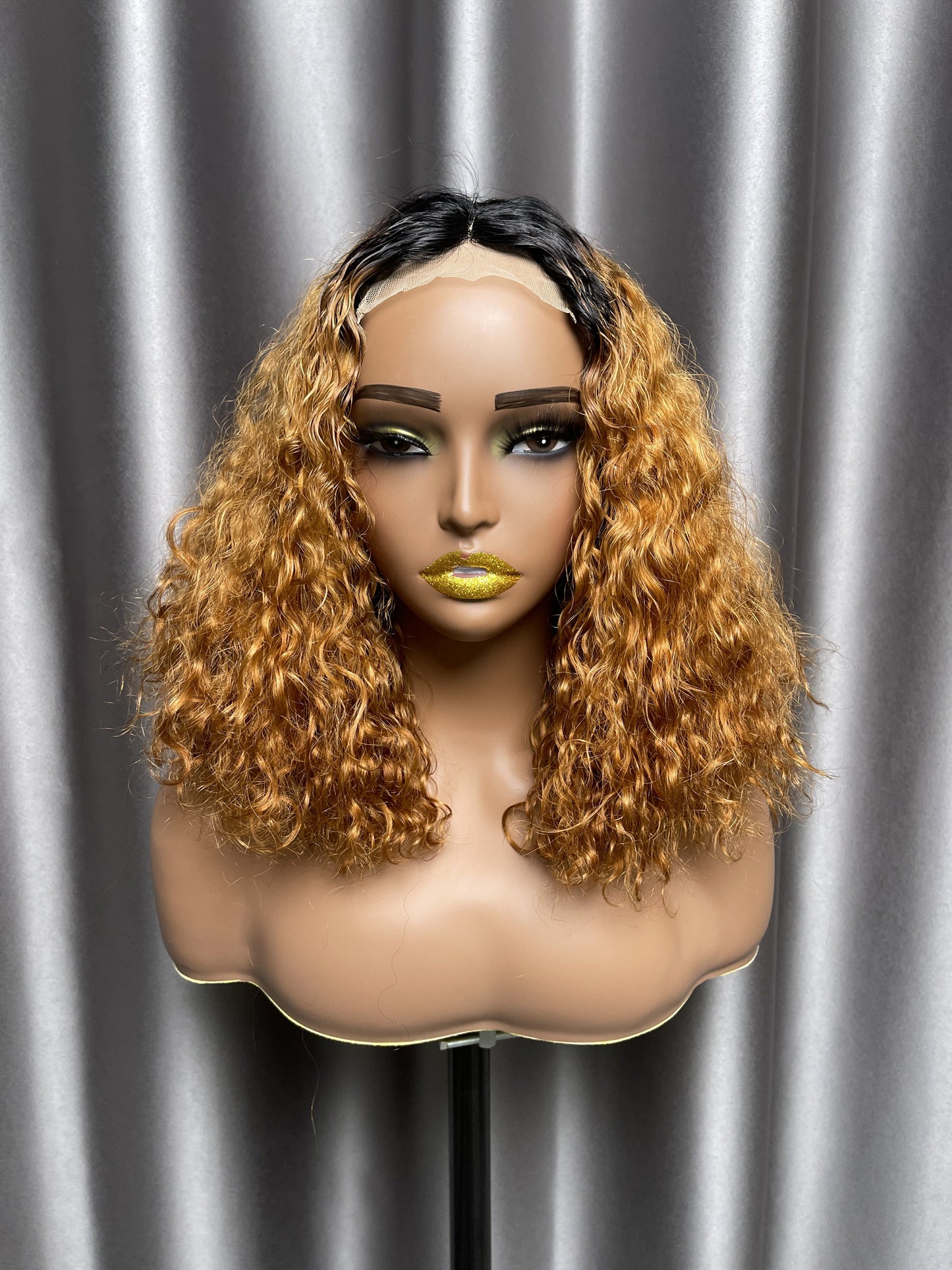 SendeHair Original Virgin Hair For Black Women Water Curl Lace Frontal Glueless Wigs Vendor Raw Indian Hair