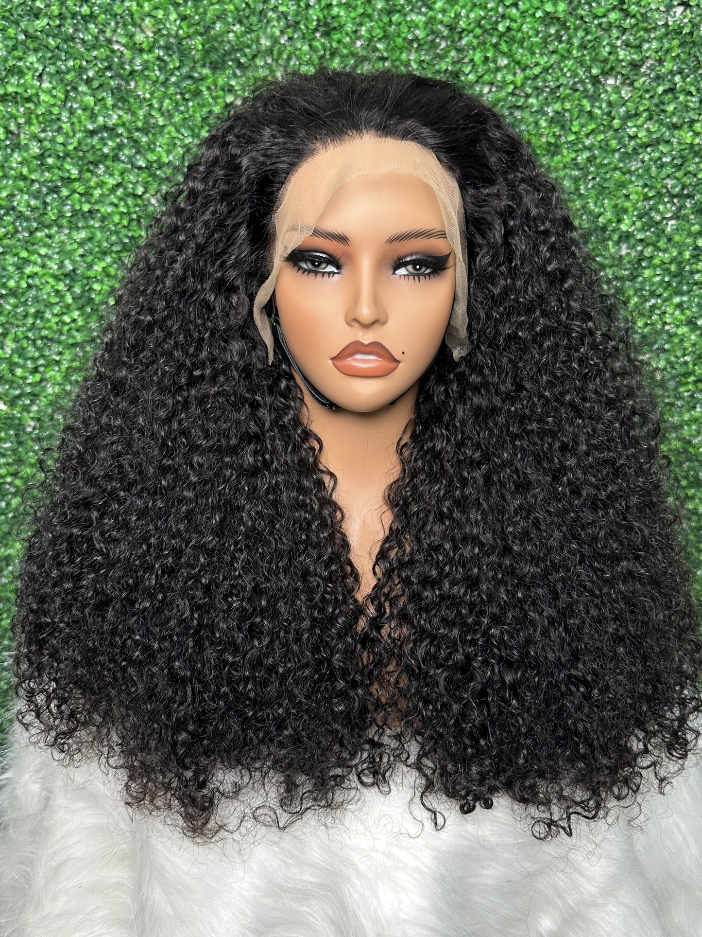 SndeHair Unprocessed Natural Colour Curly Wig  10A/12A  100% Human Raw Hair With 13*4 Lace Front Wig For Black Women